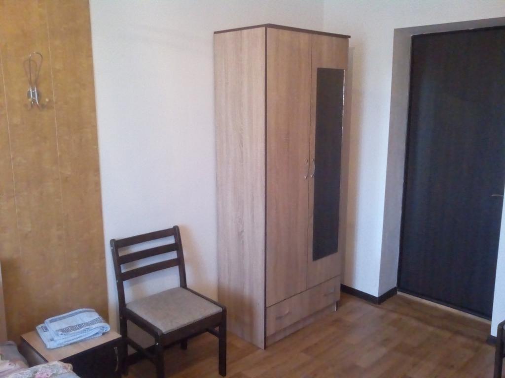 Nursat Guest House Astana Extérieur photo